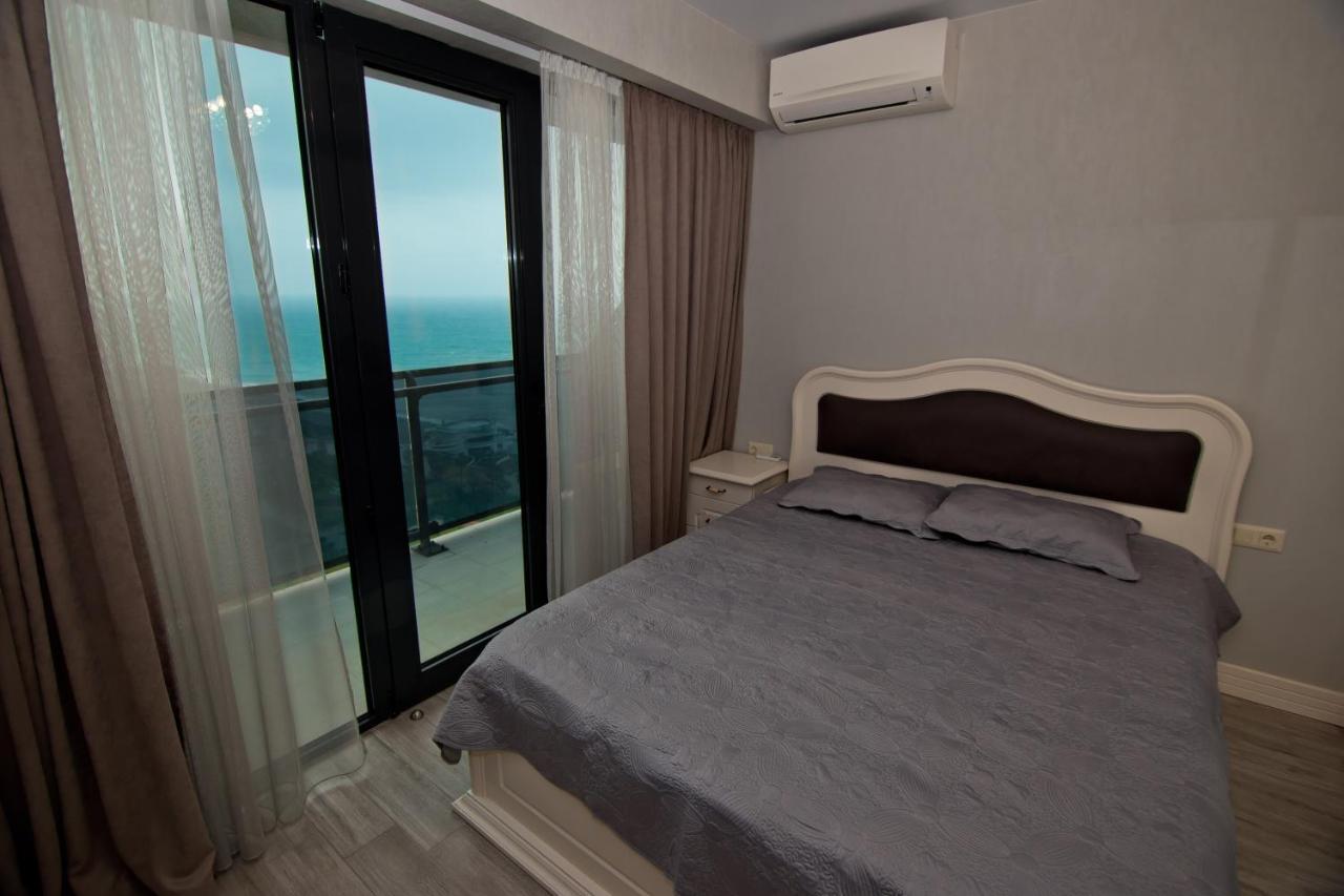 Holiday Batumi Apartment.0411 Экстерьер фото